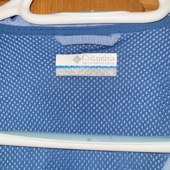 NWOT Columbia PFG Light Blue Pullover with Coral Snaps Size Large - Picture 4 of 5